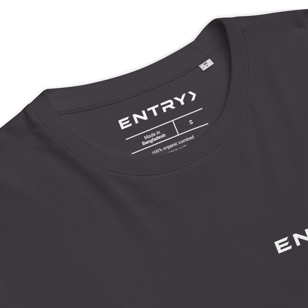 Close-up of the ENTRY personalized Counter-Strike 2 FACEIT shirt showing the premium organic cotton fabric and neck label.